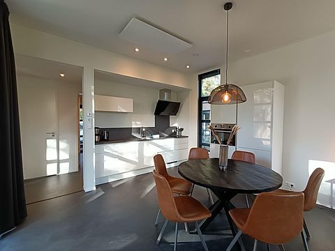 Design huis in een bosrijke omgeving - 3