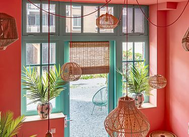 Farbenfrohes Loft mit Palmen in Breda - 2