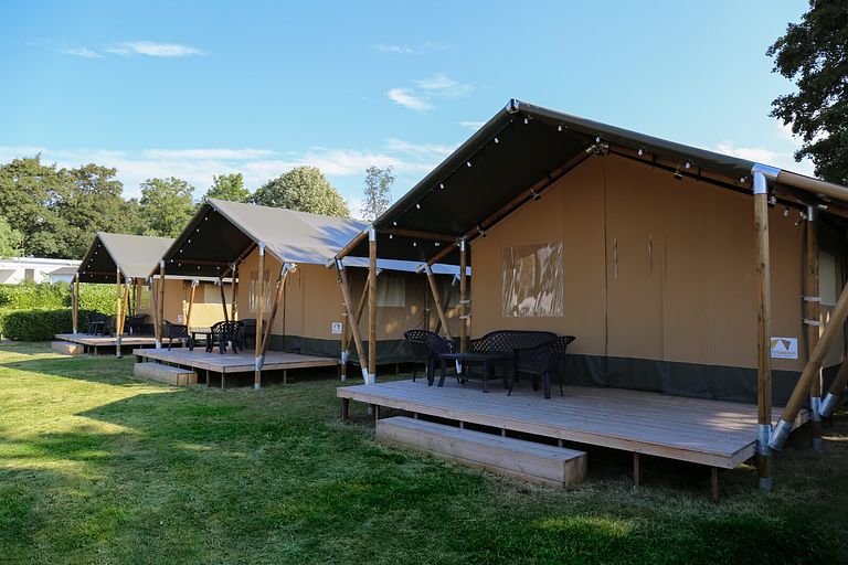 Luxury safari tent with kitchen and bathroom - 1