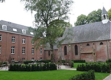 Romantic overnight stay in an old monastery - 2