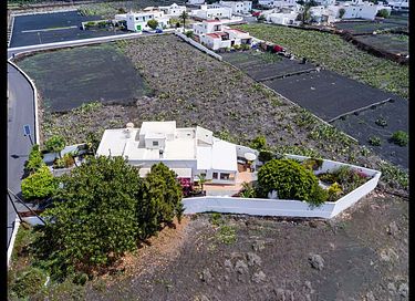 Beautiful garden villa in Lanzarote - 13