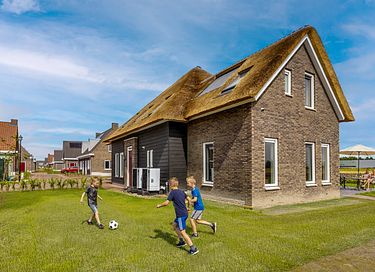 Geräumige Ferienwohnung am Wasser