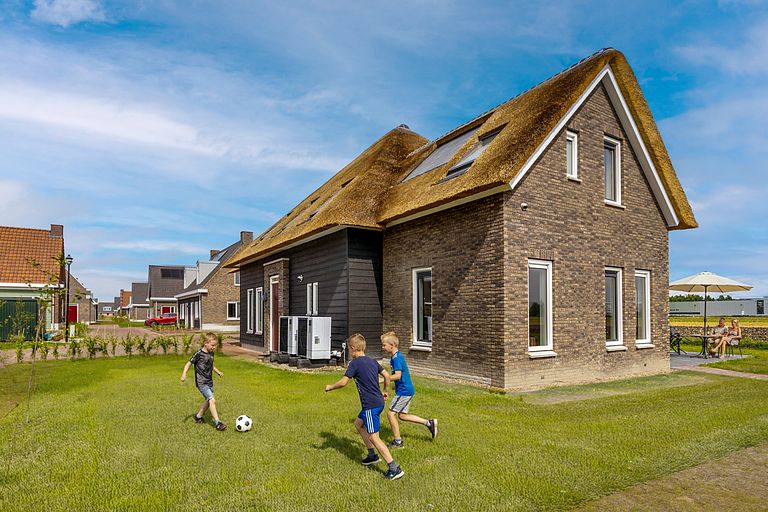 Spacious Holiday home at waterfront - 1