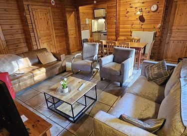 Cabane en rondins robuste (8 personnes) dans la forêt - 5