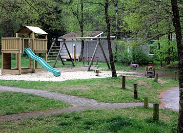 Bungalow confortable dans un parc tranquille - 9