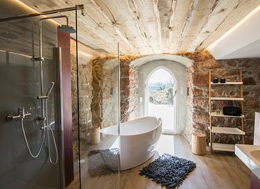 Luxe wellness suite in romantische toren - 5