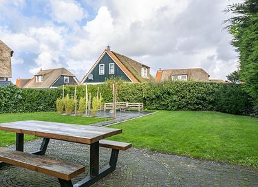 Stimmungsvolles Familienhaus in Strand- und Waldnähe - 2