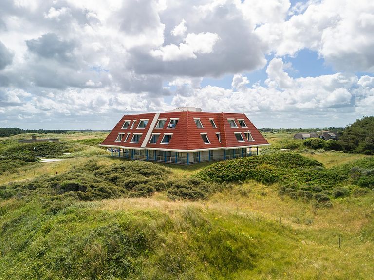 Gastfreundliches Hotel in den Dünen von Ameland - 1