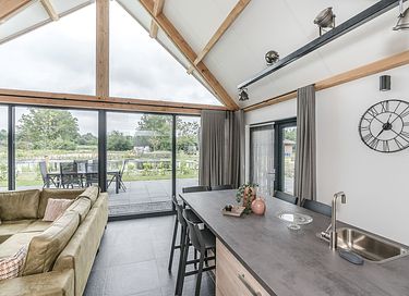 Ferme de luxe au toit de chaume à la campagne - 10