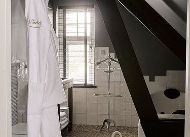 Verblijf in een stijlvol ingericht landhuis - 9