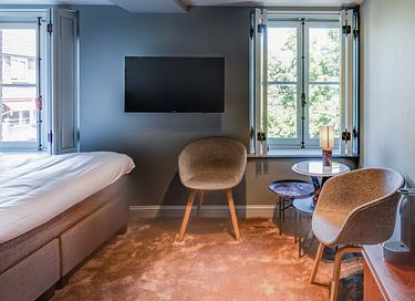 Luxury room in former 14th century monastery - 7