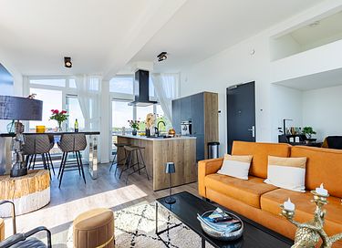 Penthouse on the beach with large balcony - 5