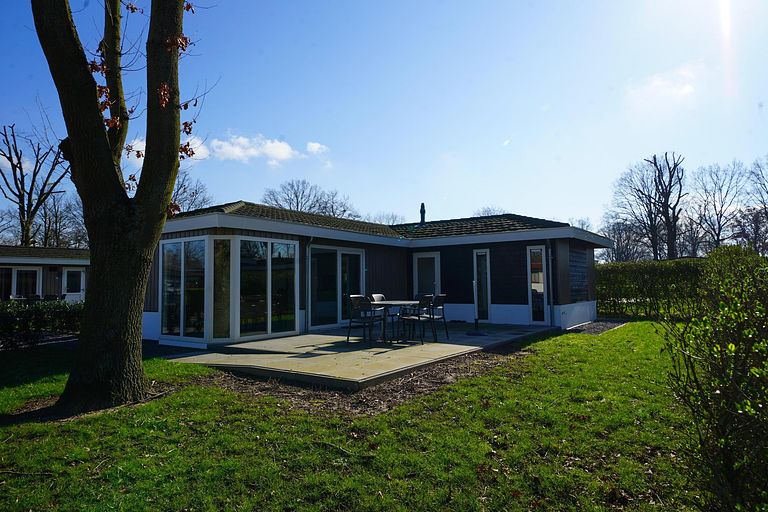 Joli chalet sur un parc de vacances pour 4 personnes - 1