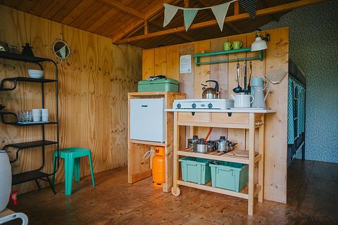 Sfeervolle vakantiehut op leuke camping - 2