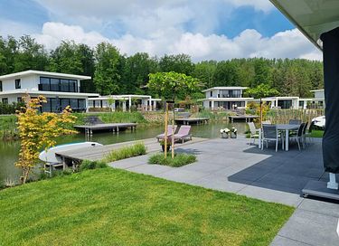 Unique 8-person villa on the waterfront - 3