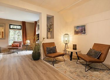 Bungalow with box bed for children - 6