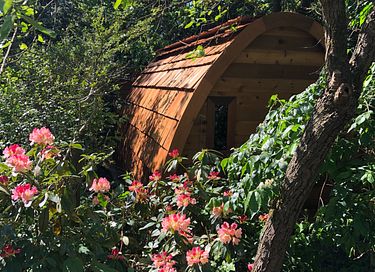 B&B suite with hot tub and sauna - 18