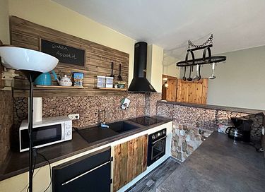 Sfeervol Vakantiehuis met Wellness  - 10