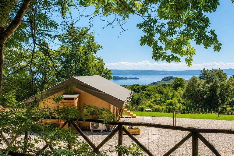 Glamping-Zelt mit Blick auf den See - 1