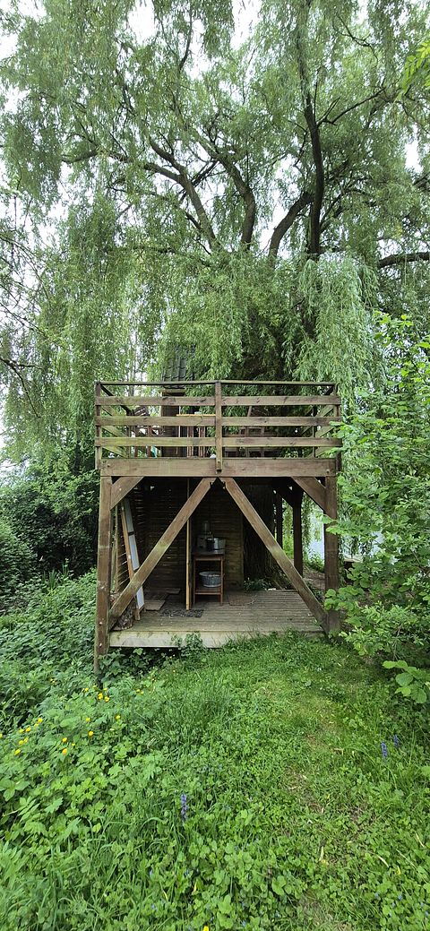Außergewöhnliches Baumhaus direkt am Wasser - 4
