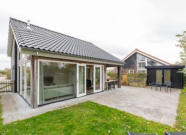 Villa de plage moderne avec sauna et jardin ensoleillé - 28