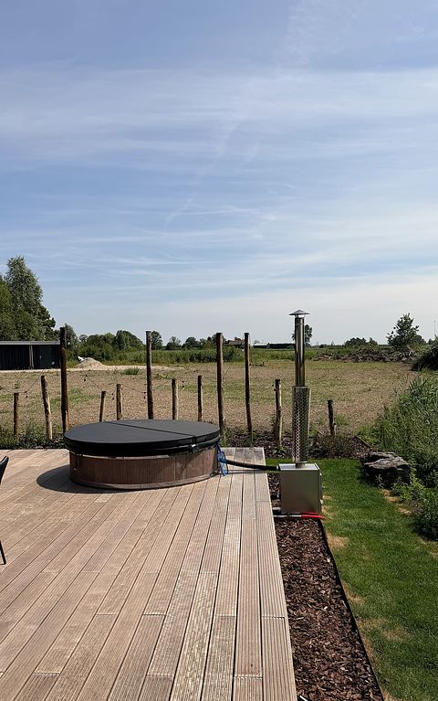 Luxe lodge met hottub in de natuur - 3