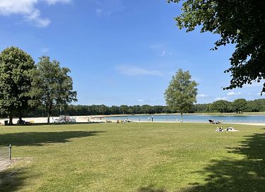 Holiday home with beautiful lake view - 13