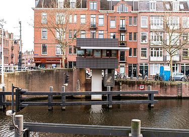 Unique cabin over the water in Amsterdam - 6