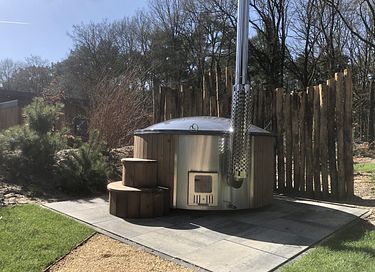 Nachhaltige Lodge mit Whirlpool und Sauna - 2