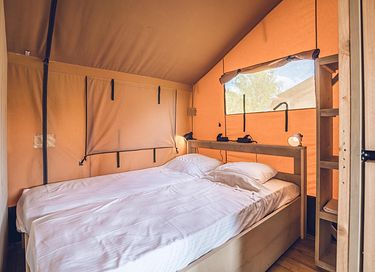 Tente de glamping pour 8 personnes avec cabine de couchage - 8