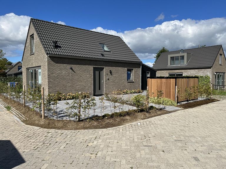 Spacious holiday home near the beach and sea - 1