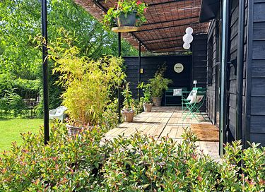 Tiny house in greenery - 5