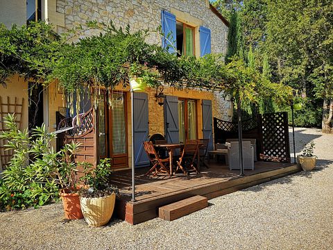 Vakantie met eigen jacuzzi omringd door bos - 3