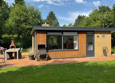 Attractive holiday home near swimming lake - 3