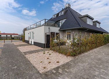 Uniek overnachten aan het water in Friesland - 32