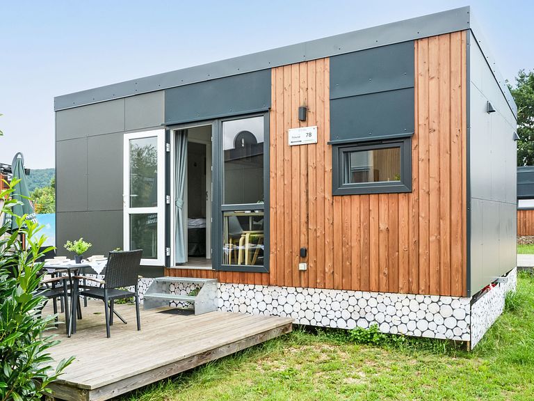 Petite maison dans une zone boisée - 1