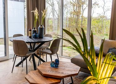 Geräumiges Chalet mit Terrasse an einem See - 11