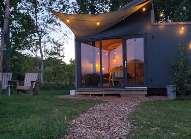 Knus tiny house met hottub (5p) in de natuur - 2