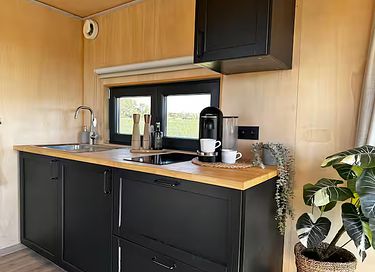 Modern tiny house op het Belgische platteland - 10