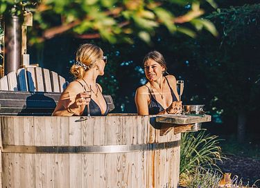 Prive glamping dome met hottub in natuur - 4