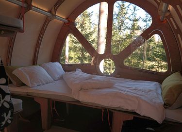 Unique forest cabin in Sweden - 9