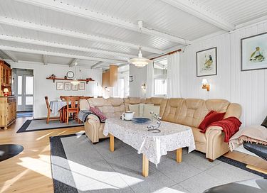 Vakantiehuis in de natuur met overdekt terras - 9