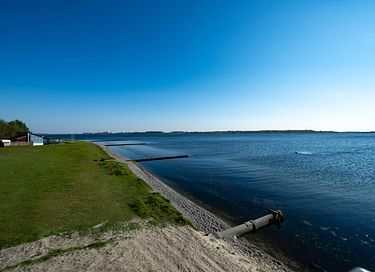Vakantiewonin met sauna en zicht op het water - 22