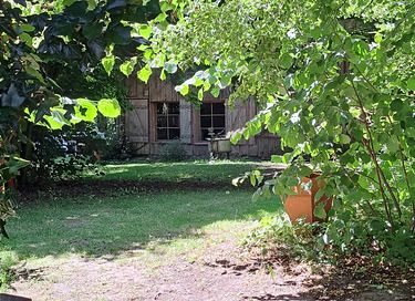 Séjour spacieux dans une grange en bois avec cinéma - 25