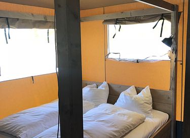 Grote safaritent op avontuurlijke camping - 13