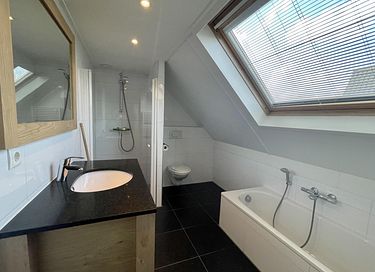 Luxe vakantiehuis aan het water voor 6 pers - 12