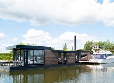 Luxe vakantiehuis op het water