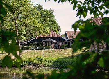 Boutique-Hotel mit Blick auf eine Wassermühle - 21