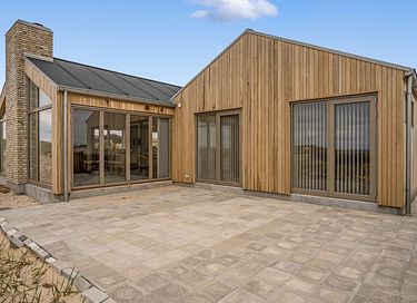 Træferiehus 100 meter fra havet - 6