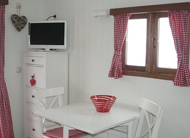 Leuke pipowagen op een kleinschalige camping - 6